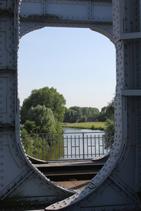 Lorenzobrug in Grammene met zicht op de Leie