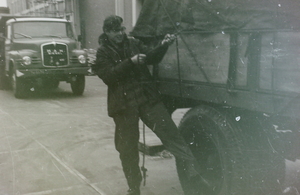 1965 laden bij Friesche vlag in Leeuwarden