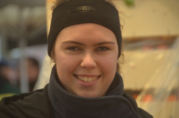 003 DE GENOEGDOENING.....