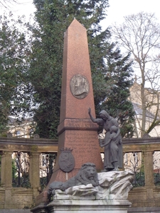 Monument Gouverneur Orban de Xivry