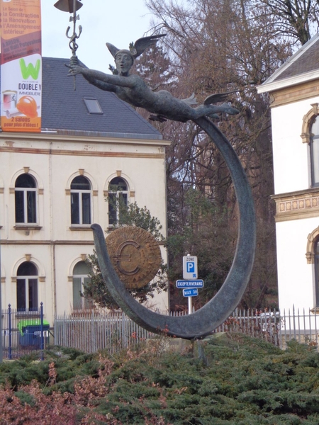 Euromonument aan het Station