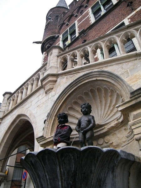 Padstappers Manneken Pis tocht Geraardsbergen