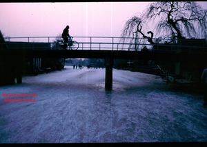 a Herfst-Winter '85 - '86 - 47