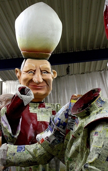 sized_sized_IMG_24158a aalst karnavalhallen