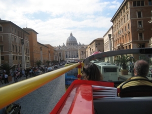 Sint Pietersbasiliek vanaf de Via della Conciliazione