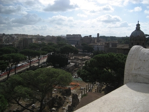 zicht op Colosseum vanop Nationaal Monument