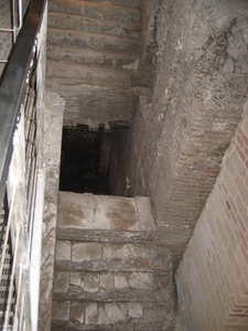 in het archeologisch museum (citta dell'acqua)