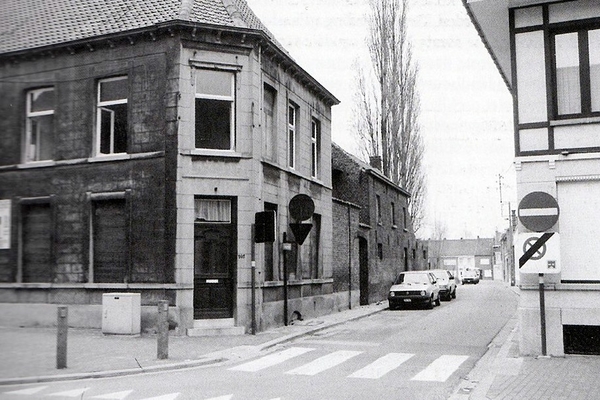 De Gaaipersstraat vanuit de Noordstraat voor de heraanleg, 1989