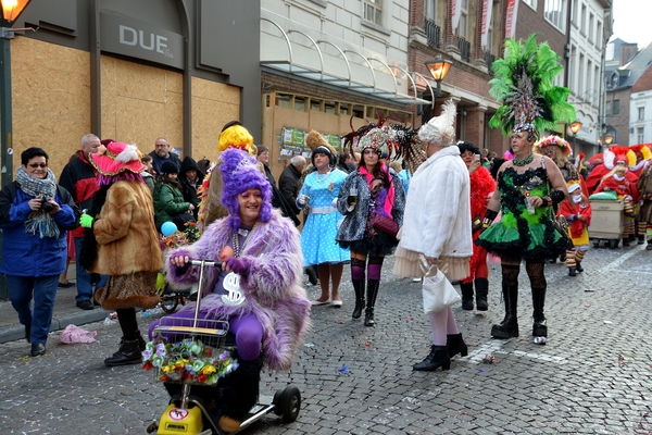 327  Aalst Carnaval - Voil Jeannetten  4.02.2014