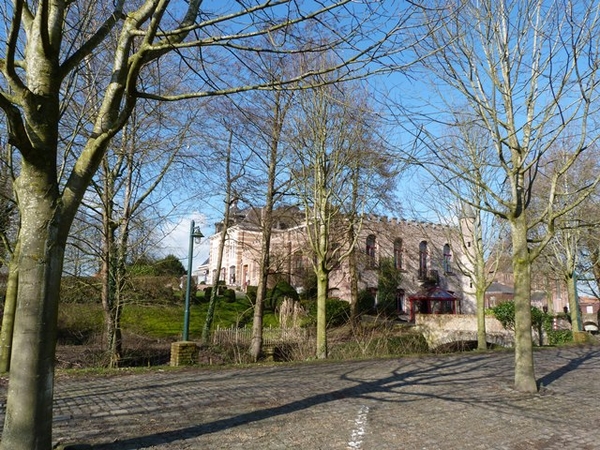 08-Kasteel van Moerkerke