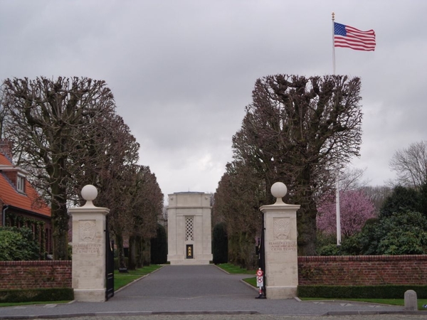 Flanders Field American Cemetery