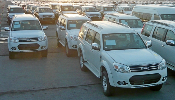 3inch_P1410479_Ford_Everest_jeep