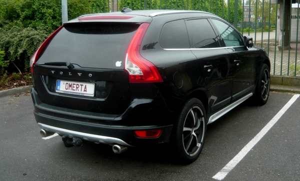 P1400112_Volvo_Omer&Ta_Ome&Rta_Omerta