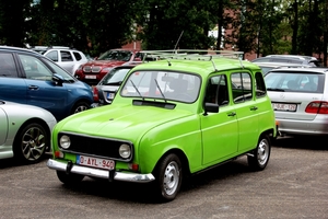 IMG_0275_Renault-4L_groen_o-ayl-940