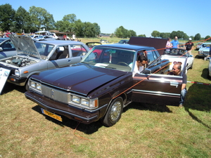 DSCN5947_Toyota-CROWN-2800 SUPER-SALOON-AUTOMATIC_1981_bruin_75-t