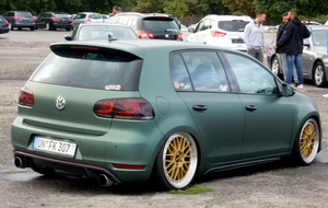 DSCN6256_VW-Golf_un-fk-307_mat-groen