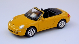 DSCN7396_Welly_3inch_Porsche-911-Carrera-S-Convertible-997_geel_5