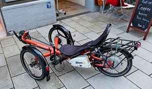 IMG_0799_Scorpion&BionX-drie-wieler-lig-fiets_elektro=nix-trapMze