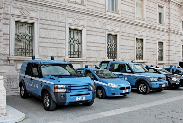 IMG_9408_Fiat_Land-Rover_Policia_F5017-H6642-H3409