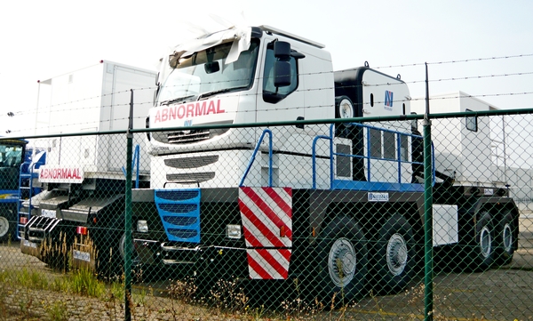 P1070321_Abnormal_Tractomas_RHD