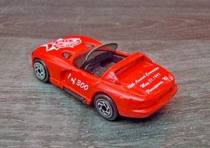 DSCN5607_Matchbox_Dodge-Viper-RT10_red_1of300-16th-Matchbox-USA-C