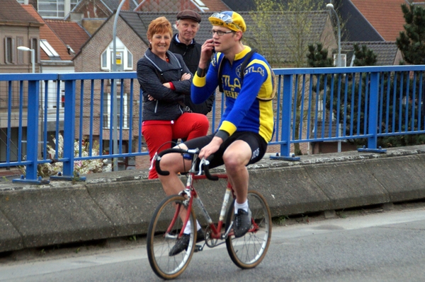 Ronde V.Vlaanderen doortocht-Izegem