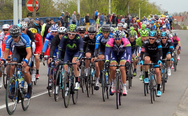 Ronde V.Vlaanderen doortocht-Izegem