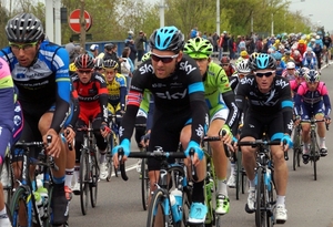 Ronde V.Vlaanderen doortocht-Izegem