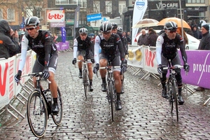 DWARS DOOR VLAANDEREN-2014