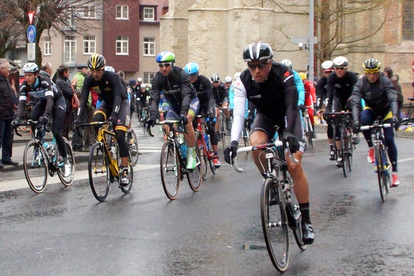 DWARS DOOR VLAANDEREN-2014