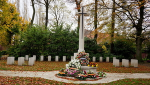 Roeselare-Blekerijstr.Oorlogsmonumenten