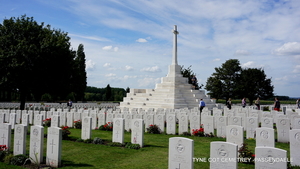 Tyne Cot Cemetrey-17