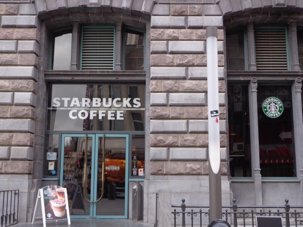 Ook hier een Starbucks