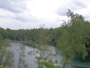 Over de rivier terug naar het station