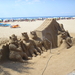 op het strand