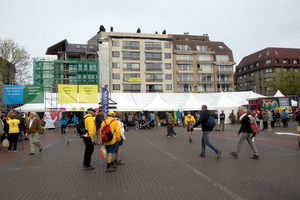 32-de tent voor start en aankomst!