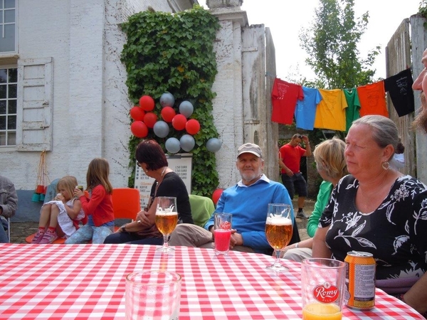 DSCN2330Gezellig terras Hof ter Linde