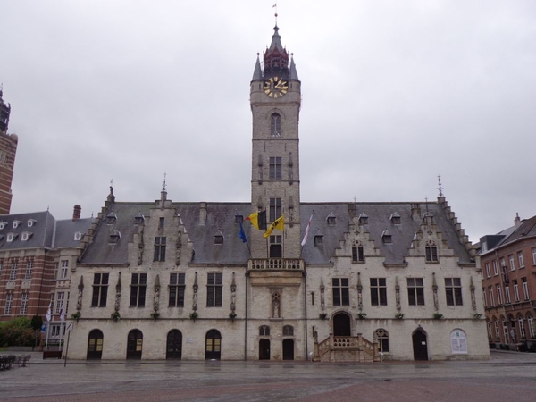 Stadhuis met Belforttoren