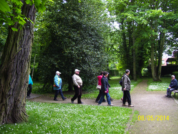 Wandeling naar Papenhofke - 8 mei 2014