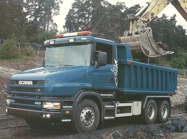 SCANIA-124C