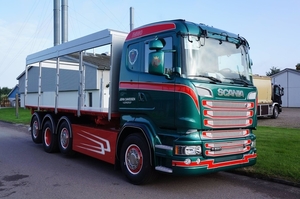 SCANIA-R580