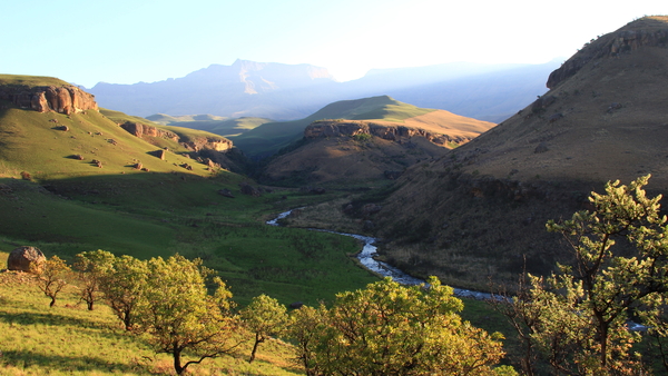 MOOI PANORAMA IN GIANT'S CASTLE (1)