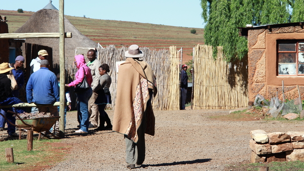 LIJKT HET NATIONALE KLEDINGSTUK IN LESOTHO - EEN DEKENTJE