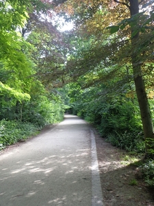 Door het park naar het Spui