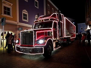 coca-cola-weihnachtstruck-erreicht-anlaesslich-coke-werbetour-761