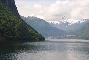 Met boot op de Geirangerfjord naar Hellesylt