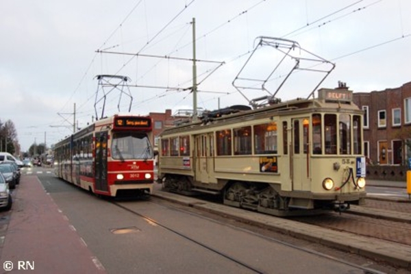 Reklameborden op buitenlijner 58 (1 december 2013)