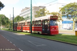 Tramlijn 9 driehoekt op de Volmerlaan vanwege een brand