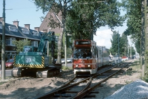 Azaleaplein en het De Savornin Lohmanplein aangepakt en voorzien 