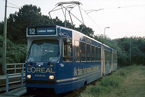Een nog analoge 3106 met L'Oreal als reclame-uiting aan het Marke
